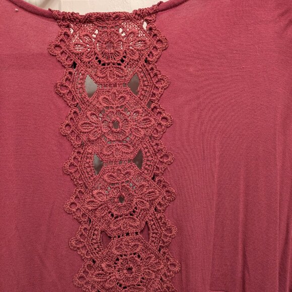 Cotton tie front top with lace fetaily - Picture 4 of 6